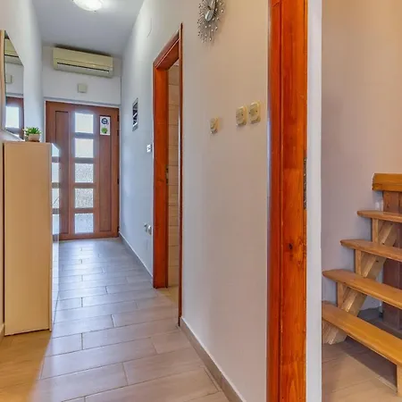 Holiday home Sweet House With Free Parking Pula