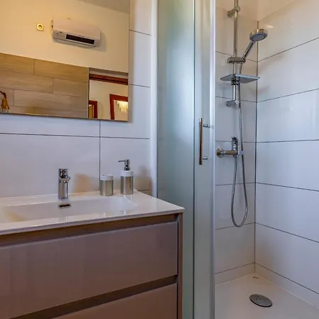 Sweet House With Free Parking Holiday home