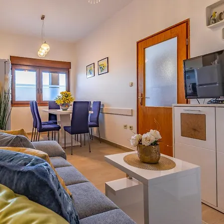 Sweet House With Free Parking Holiday home