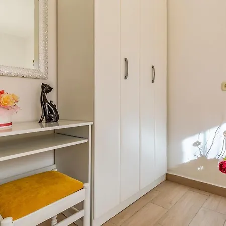 Sweet House With Free Parking Holiday home