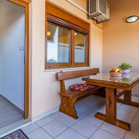 Sweet House With Free Parking 度假居 *