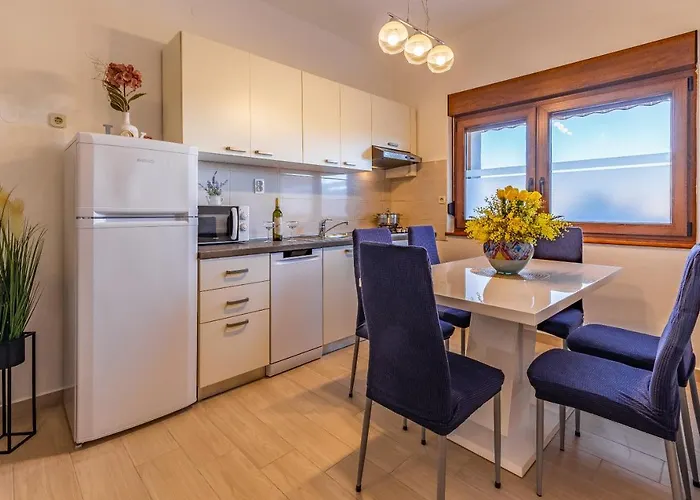 Sweet House With Free Parking Holiday home
