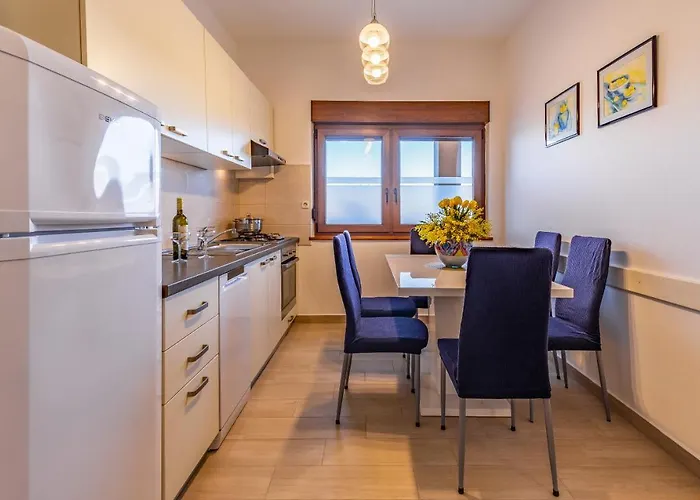 Sweet House With Free Parking Holiday home