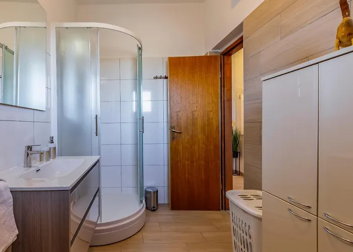 Holiday home Sweet House With Free Parking Pula